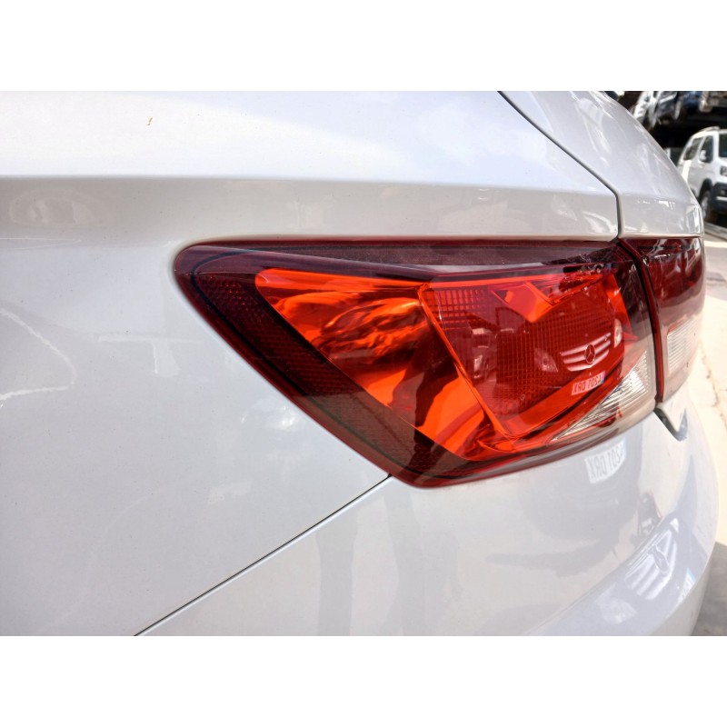 PILOTO TRASERO IZQUIERDO