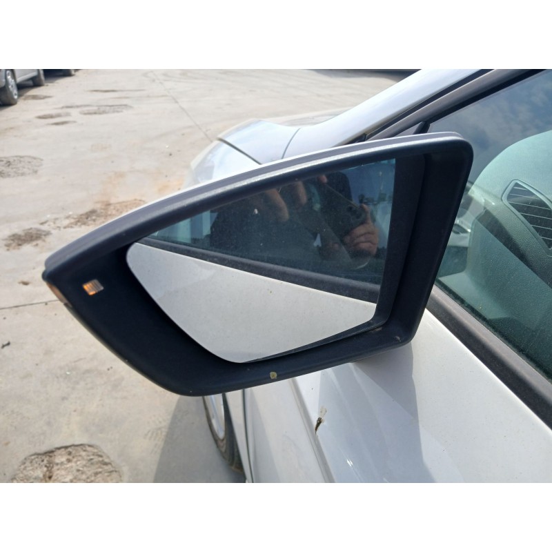 RETROVISOR IZQUIERDO