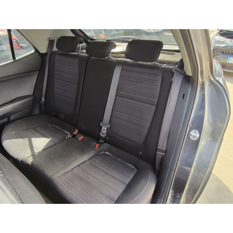 KIA STONIC (YB) 2019