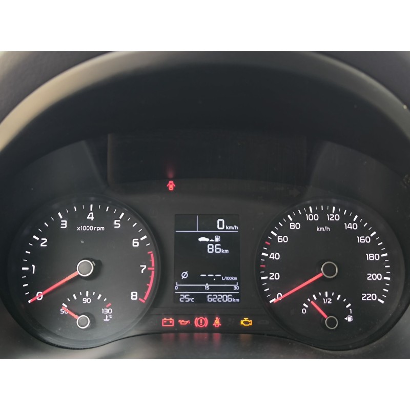 KIA STONIC (YB) 2019