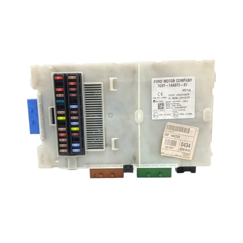 CAJA RELES / FUSIBLES