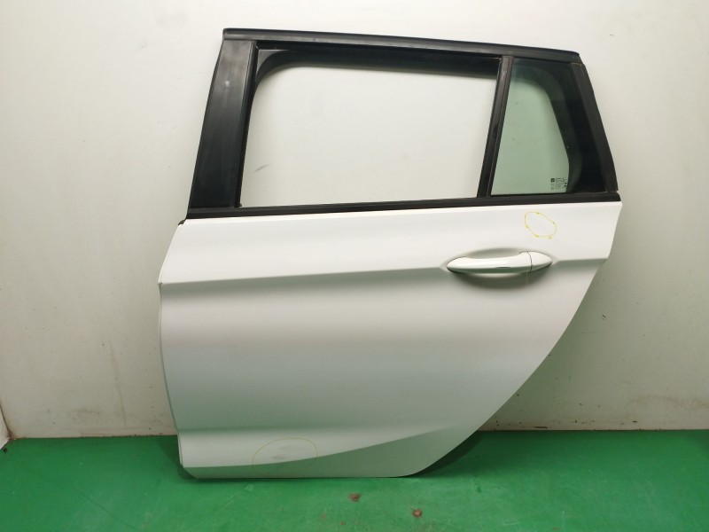 Recambio de puerta trasera izquierda para opel astra k sports tourer 1.6 cdti dpf referencia OEM IAM   