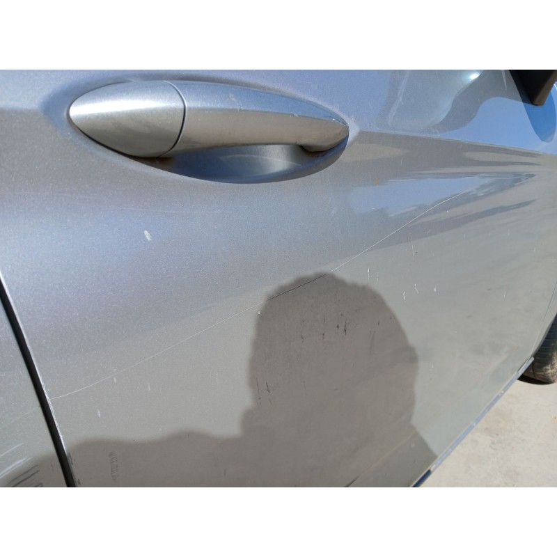 PUERTA DELANTERA DERECHA