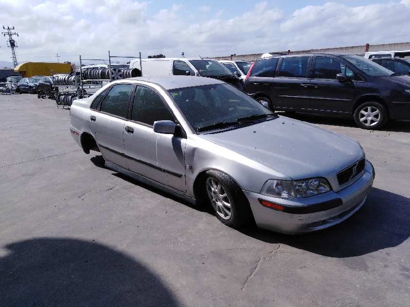 VOLVO S40 BERLINA