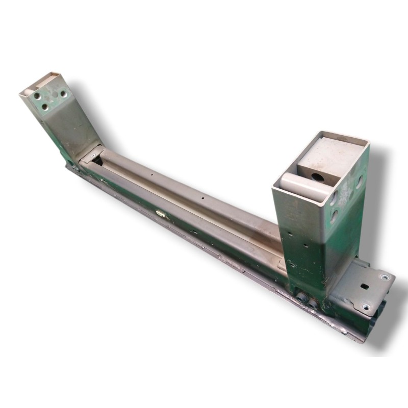 REFUERZO PARAGOLPES DELANTERO