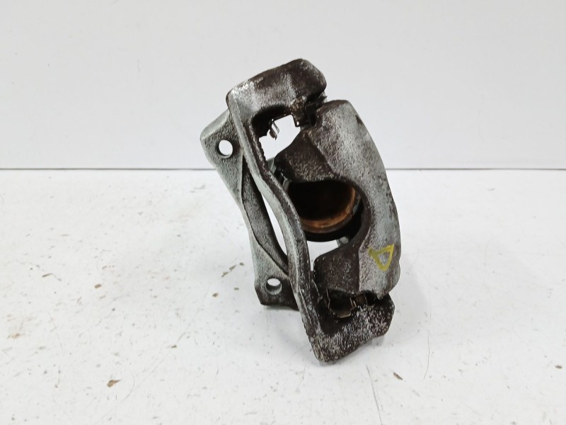 Recambio de pinza freno delantera derecha para renault zoe (bfm_) zoe referencia OEM IAM 410008620R  