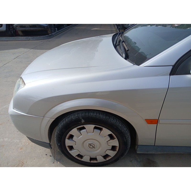 Recambio de aleta delantera izquierda para opel vectra c (z02) 2.0 dti 16v (f69) referencia OEM IAM   