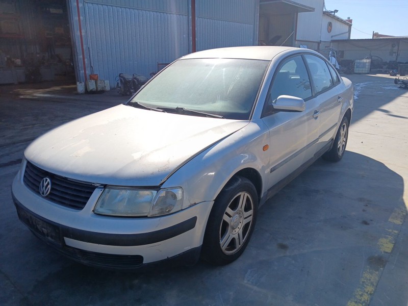 VOLKSWAGEN PASSAT B5 (3B2)
