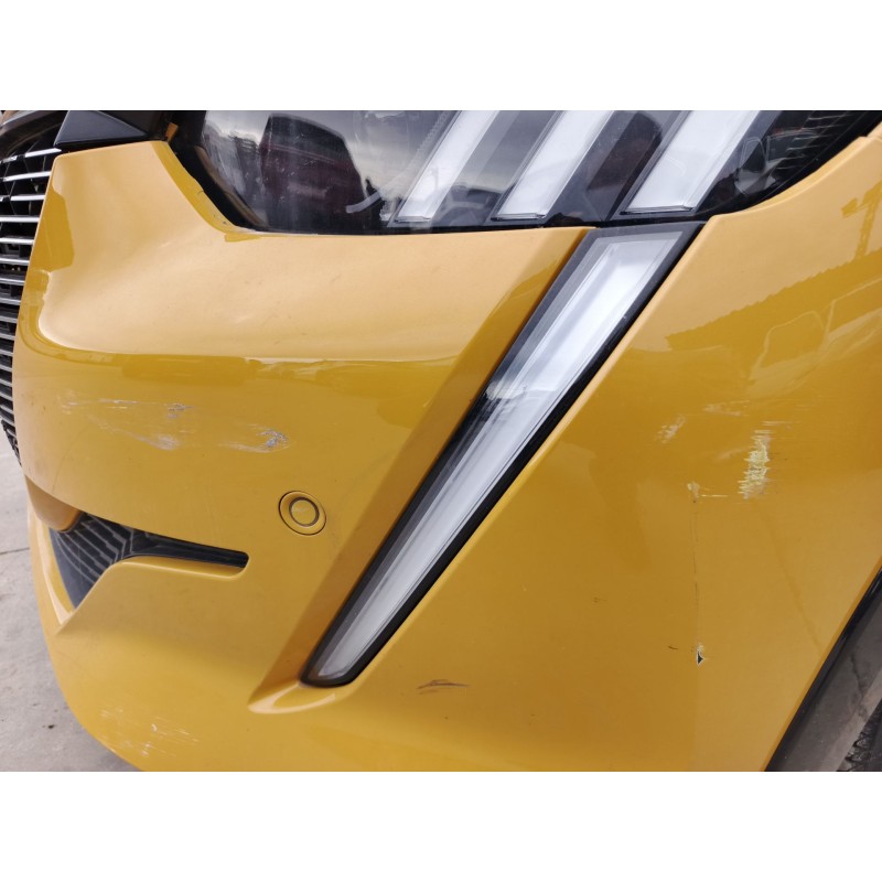 PARAGOLPES DELANTERO