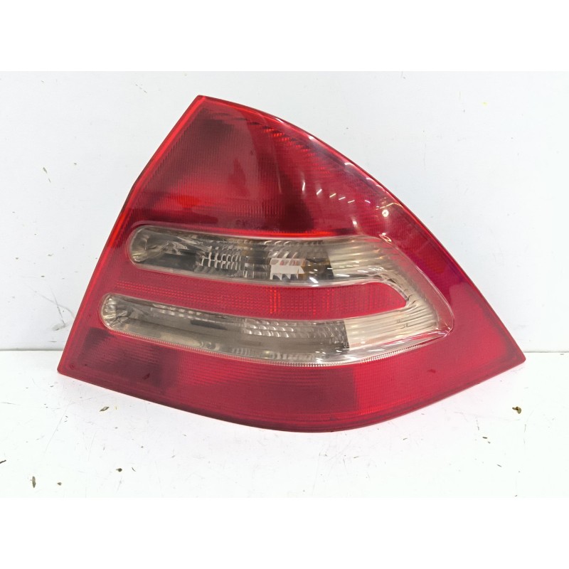 PILOTO TRASERO DERECHO