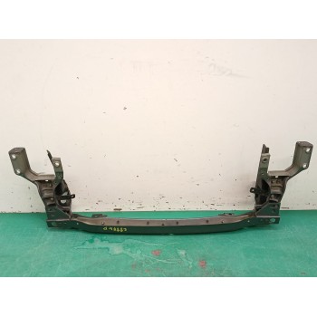 Recambio de travesaño inferior para jaguar xe (x760) 2.0 d referencia OEM IAM GX7317859AD  