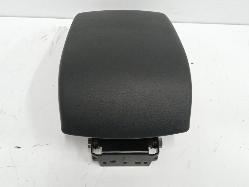Recambio de apoyabrazos central para ford mondeo iv (ba7) 2.0 tdci referencia OEM IAM 9M21R044C82A  
