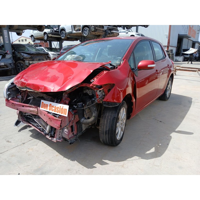 TOYOTA AURIS (_E15_) 2012