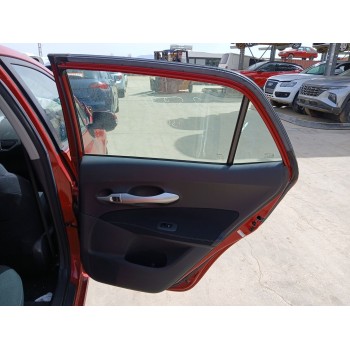 toyota auris (_e15_) del año 2012