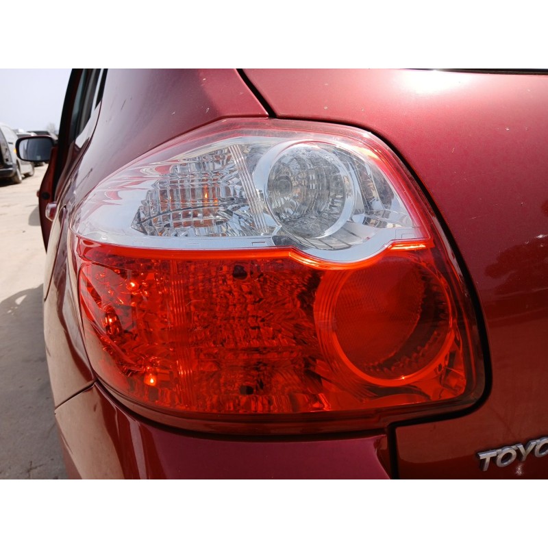 Recambio de piloto trasero izquierdo interior para toyota auris (_e15_) 1.6 (zre151_) referencia OEM IAM   