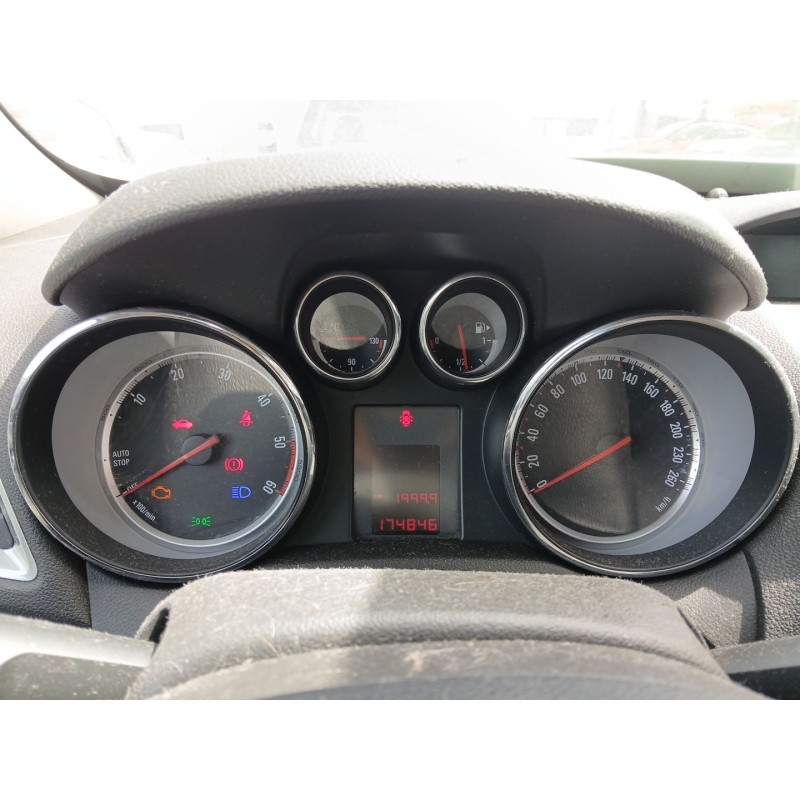 Recambio de cuadro instrumentos para opel mokka referencia OEM IAM   