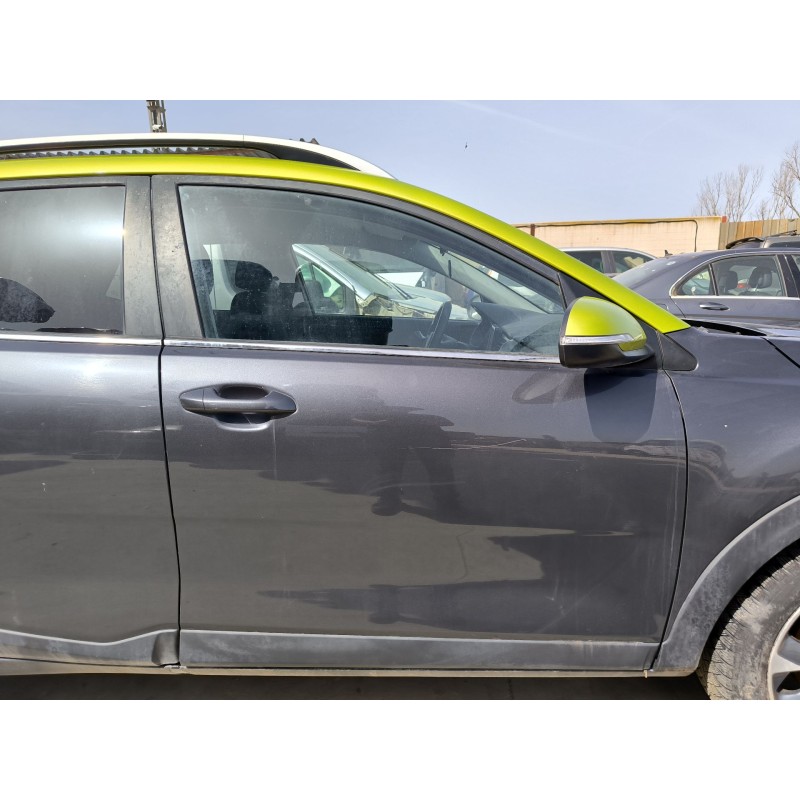 Recambio de puerta delantera derecha para kia stonic (yb) 1.0 t-gdi referencia OEM IAM 76004H8400  