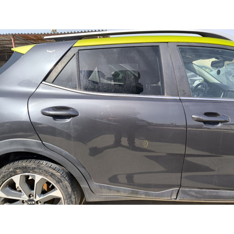 Recambio de puerta trasera derecha para kia stonic (yb) 1.0 t-gdi referencia OEM IAM 77004H8400  