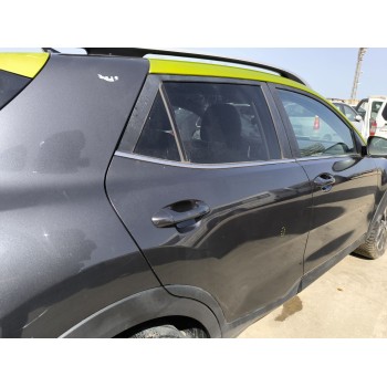 Recambio de puerta trasera derecha para kia stonic (yb) 1.0 t-gdi referencia OEM IAM 77004H8400  