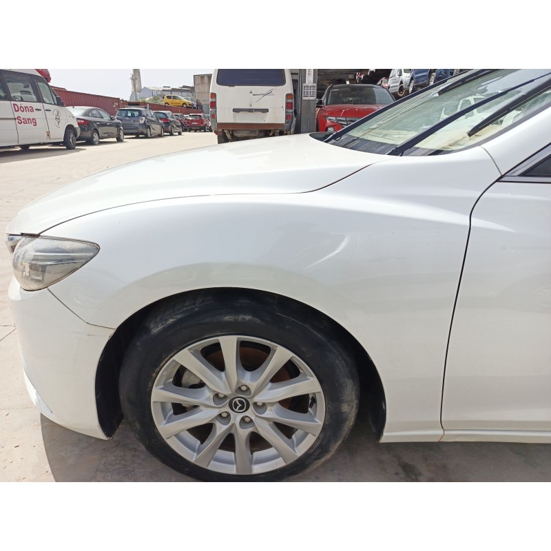 Recambio de aleta delantera izquierda para mazda 6 station wagon (gj, gl) 2.2 d referencia OEM IAM GHP952211A  