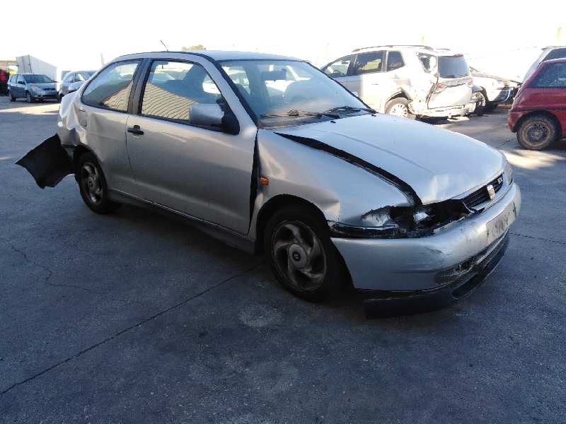 SEAT CORDOBA BERLINA (6K2)