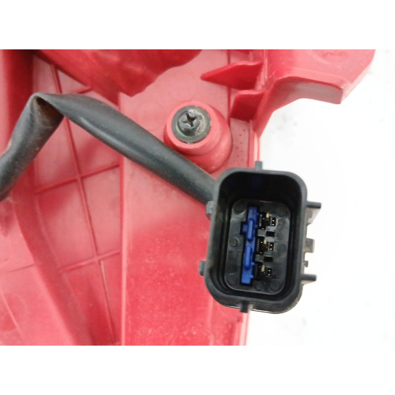 PILOTO TRASERO DERECHO PARAGOLPES