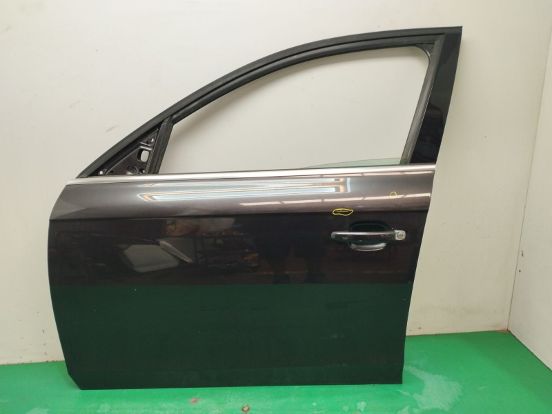 Recambio de puerta delantera izquierda para audi a4 b8 (8k2) 2.0 tdi referencia OEM IAM 8K0831051J  