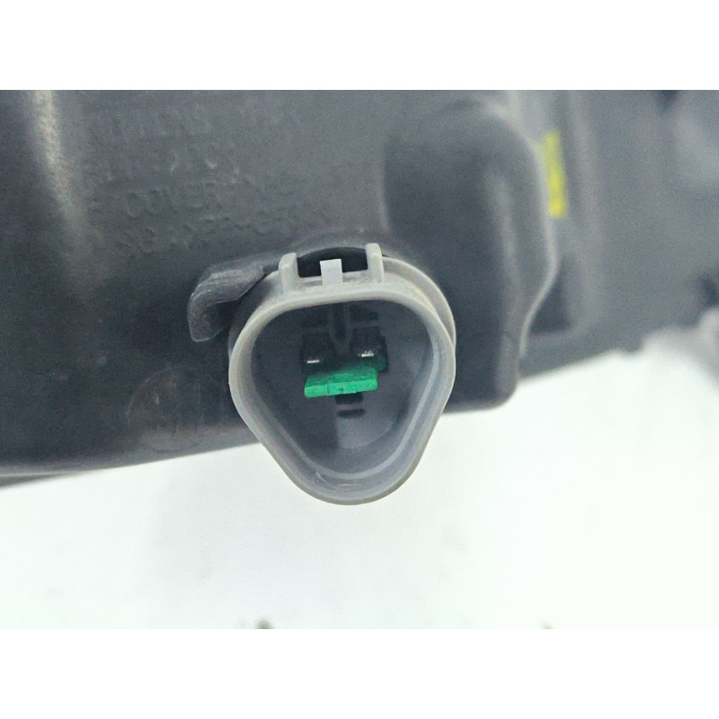 PILOTO DELANTERO IZQUIERDO