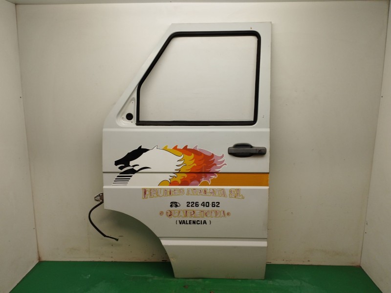 Recambio de puerta delantera izquierda para iveco daily combi 1989  30 - 8 combi referencia OEM IAM   