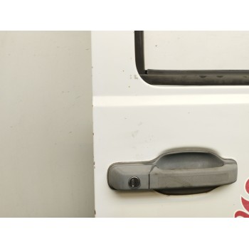Recambio de puerta delantera derecha para iveco daily combi 1989  30 - 8 combi referencia OEM IAM   