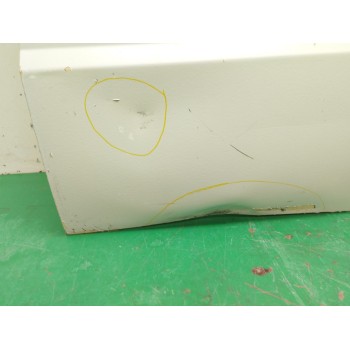Recambio de puerta delantera derecha para iveco daily combi 1989  30 - 8 combi referencia OEM IAM   