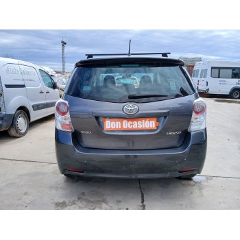 toyota verso (_r2_) del año 2013