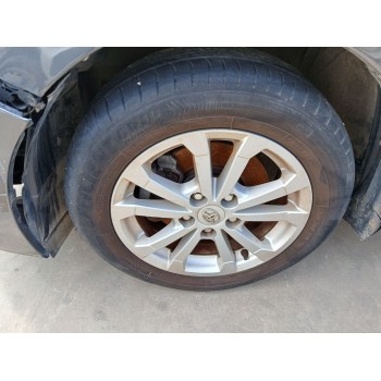 toyota verso (_r2_) del año 2013