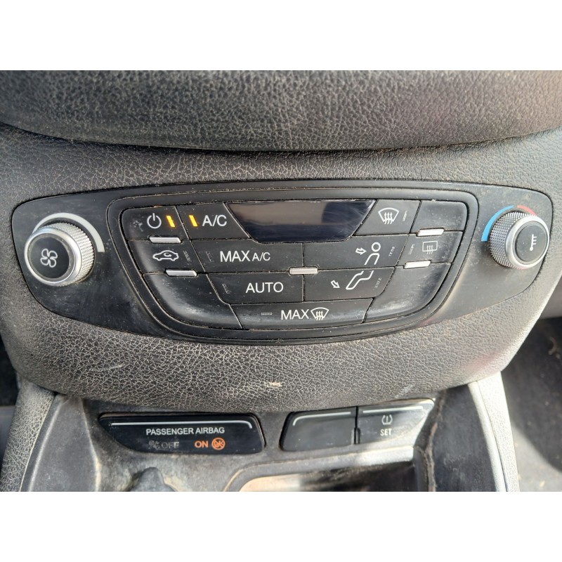 FORD TRANSIT COURIER B460 Monospace 2017