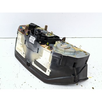 Recambio de cuadro instrumentos para mercedes-benz clase e (w124) e 300 d (124.131) referencia OEM IAM 81117702  