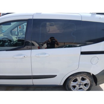 Recambio de puerta lateral corredera izquierda para ford transit courier referencia OEM IAM 2484900  