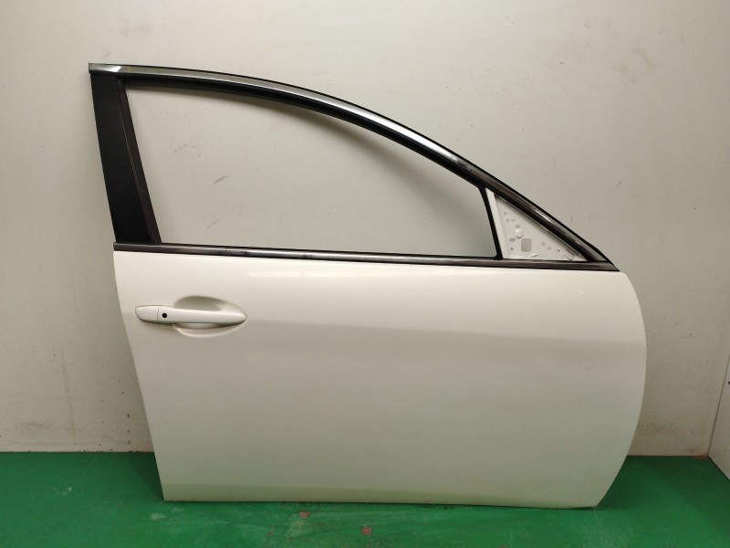 Recambio de puerta delantera derecha para mazda 6 lim. (gh) 2.2 turbodiesel cat referencia OEM IAM   