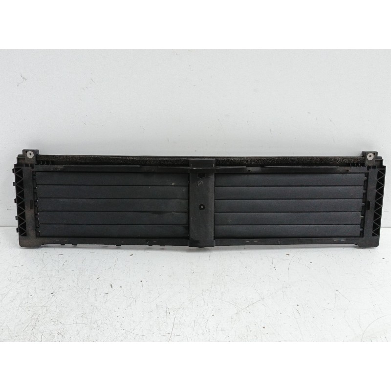 Recambio de rejilla delantera para mercedes-benz clase a (w177) a 200 d (177.012) referencia OEM IAM A1778850103  