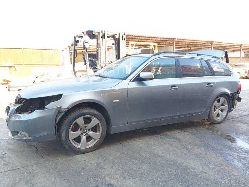 BMW 5 TOURING (E61)