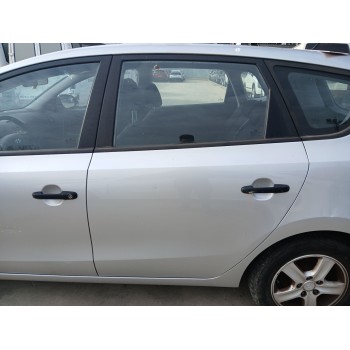 Recambio de puerta trasera izquierda para hyundai i30 station wagon (fd) 1.6 crdi referencia OEM IAM 770032L210  