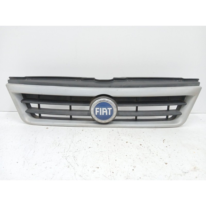 Recambio de rejilla delantera para fiat ducato combi 15 (desde 03.02) 2.3 jtd cat referencia OEM IAM LS132915801  