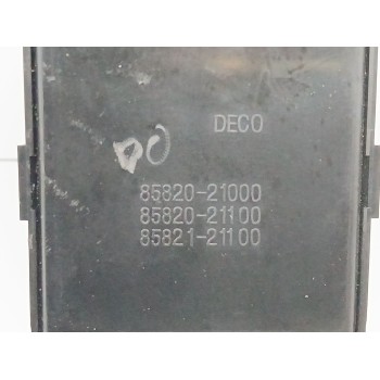 Recambio de mando elevalunas delantero izquierdo para ssangyong rodius ii 2.2 xdi referencia OEM IAM 8582021000 8582121100 85820