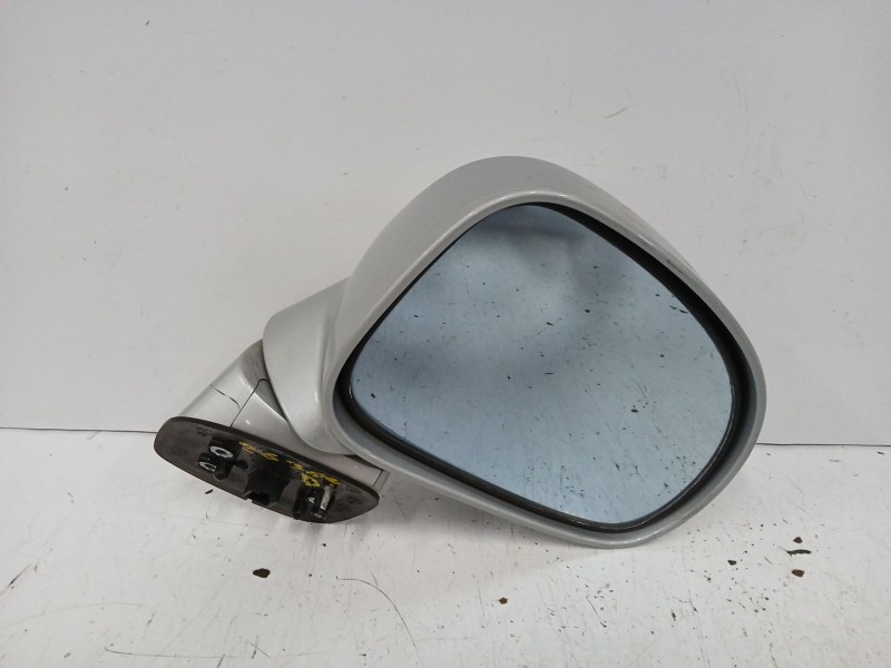 Recambio de retrovisor derecho para ssangyong rodius ii 2.2 xdi referencia OEM IAM   