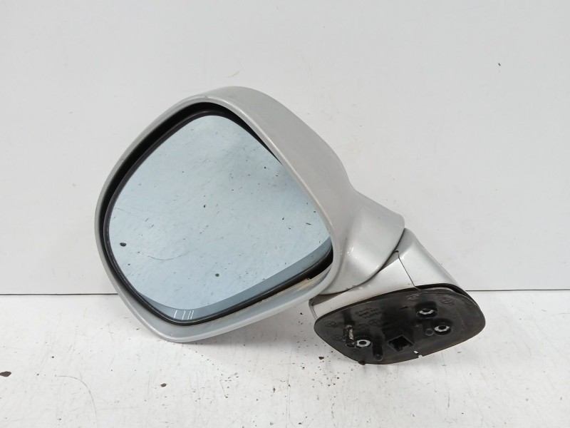 Recambio de retrovisor izquierdo para ssangyong rodius ii 2.2 xdi referencia OEM IAM   