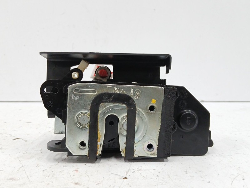 Recambio de cerradura puerta delantera izquierda para ssangyong rodius ii 2.2 xdi referencia OEM IAM   