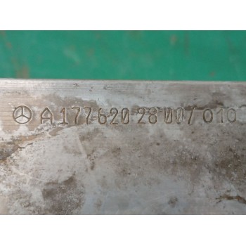 Recambio de refuerzo paragolpes delantero para mercedes-benz cla (c118) cla 250 e (118.386) referencia OEM IAM A1776202800  