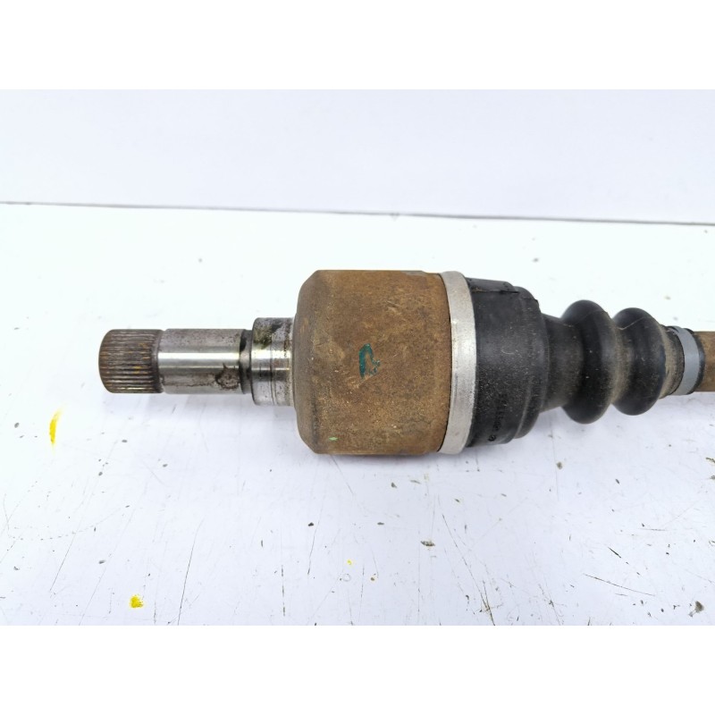 TRANSMISION DELANTERA IZQUIERDA