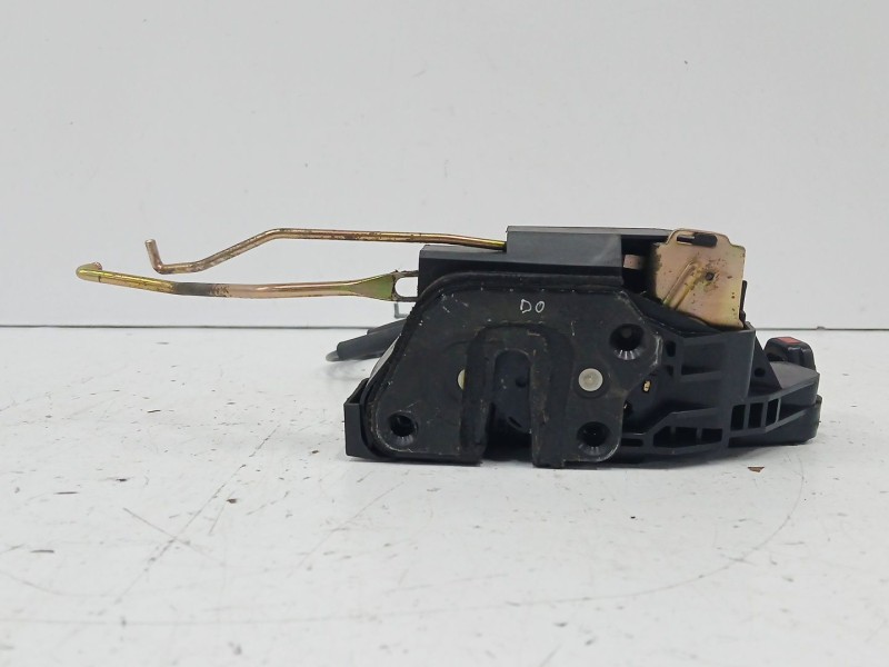 Recambio de cerradura puerta delantera derecha para hyundai coupe ii (gk) 1.6 16v referencia OEM IAM   