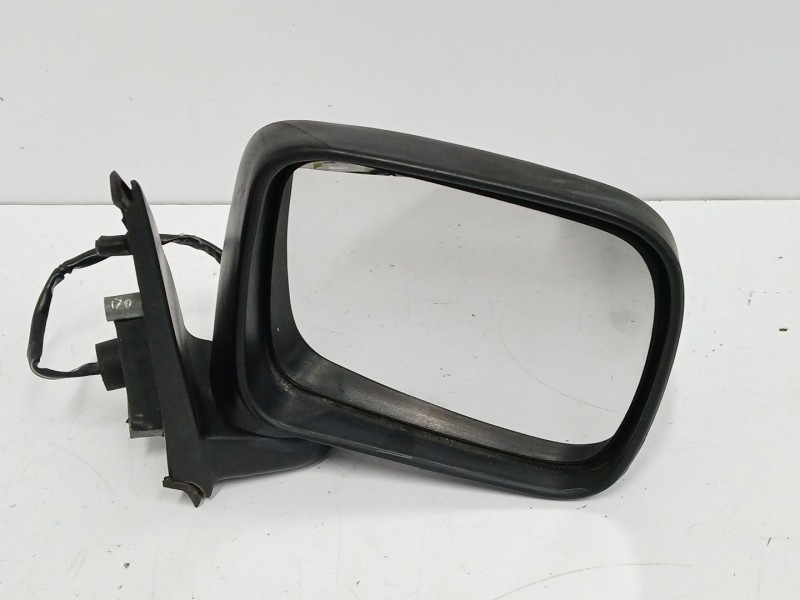Recambio de retrovisor derecho para nissan terrano/terrano.ii (r20) 2.7 turbodiesel referencia OEM IAM 963010F010  