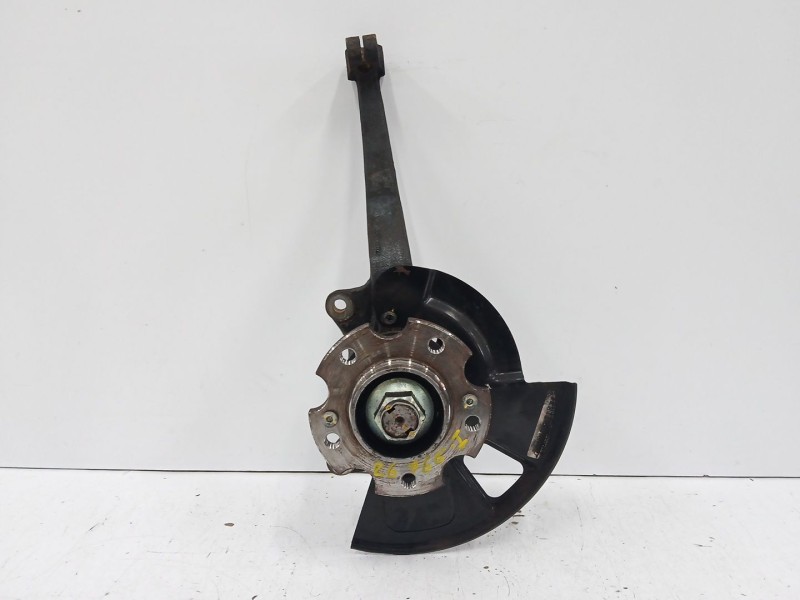 Recambio de mangueta delantera izquierda para ssangyong rodius ii 2.2 xdi referencia OEM IAM   